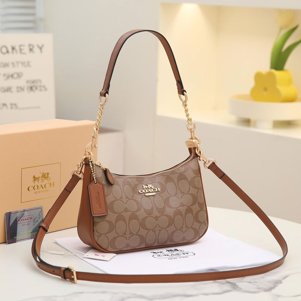 حقيبة كتف وكروس نسائية فاخرة Coach Teri Shoulder Bag in Signature Canvas_thumbnail_2